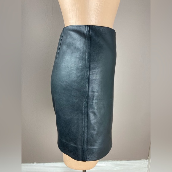 Aritzia Wilfred Free Black Leather (Real) Mini Skirt - Size 2 - Picture 10 of 15